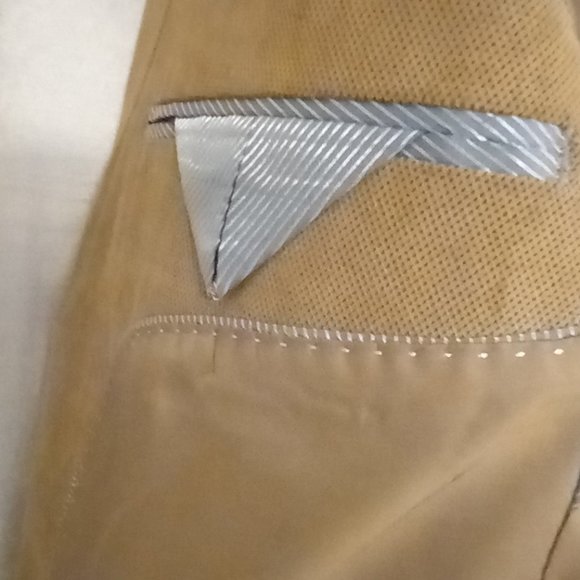 Elegant, Brand New, Laisition, size 40 R - Picture 6 of 6